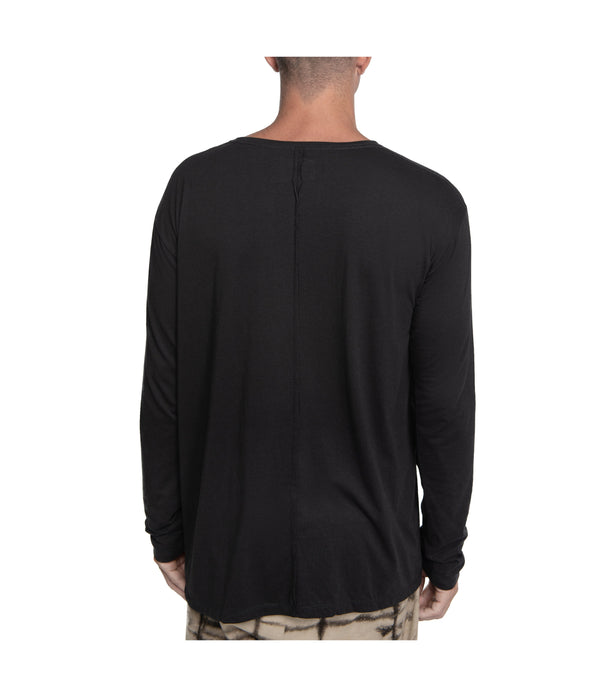 Relax fit long sleeve men's shirt crafted from light weight bamboo-cotton blend.  With 2 asymmetrical seam lines on its front, and 1 vertical seam running down its back this men's shirt is simple yet unique and original.