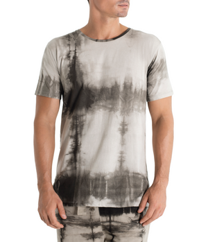 Shibori T-shirt hand dyed with plants. Crafted from light weight GOTS certified organic cotton. Our plant dyes, come from leaves, flowers, roots, bark, wood, lichen, fruits, nuts, or seeds & are used on certified organic cottons & natural fibers. A choice that is refreshing & environment friendly at the same time!